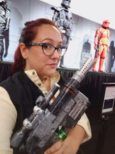 female solo cosplay